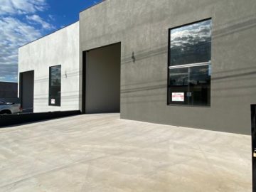 Galpão à Venda– Jardim Santa Marta – 300m²